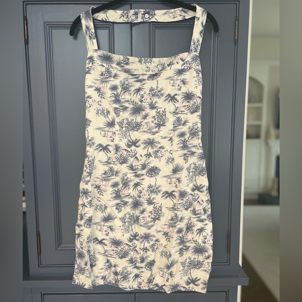 Abercrombie & Fitch Halter dress. Price tags removed but Never Worn
